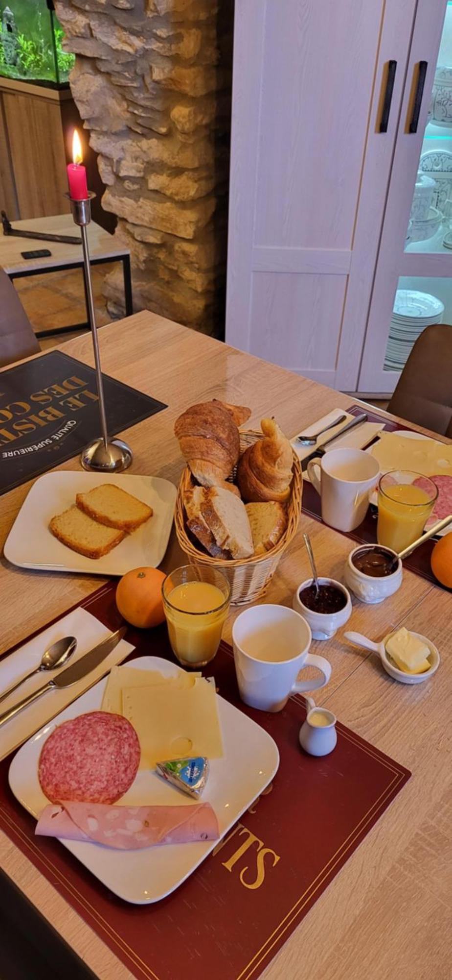 Bed and Breakfast La Maison Millesime La Caunette Zewnętrze zdjęcie